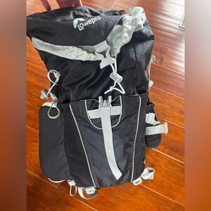 Camera sling pack